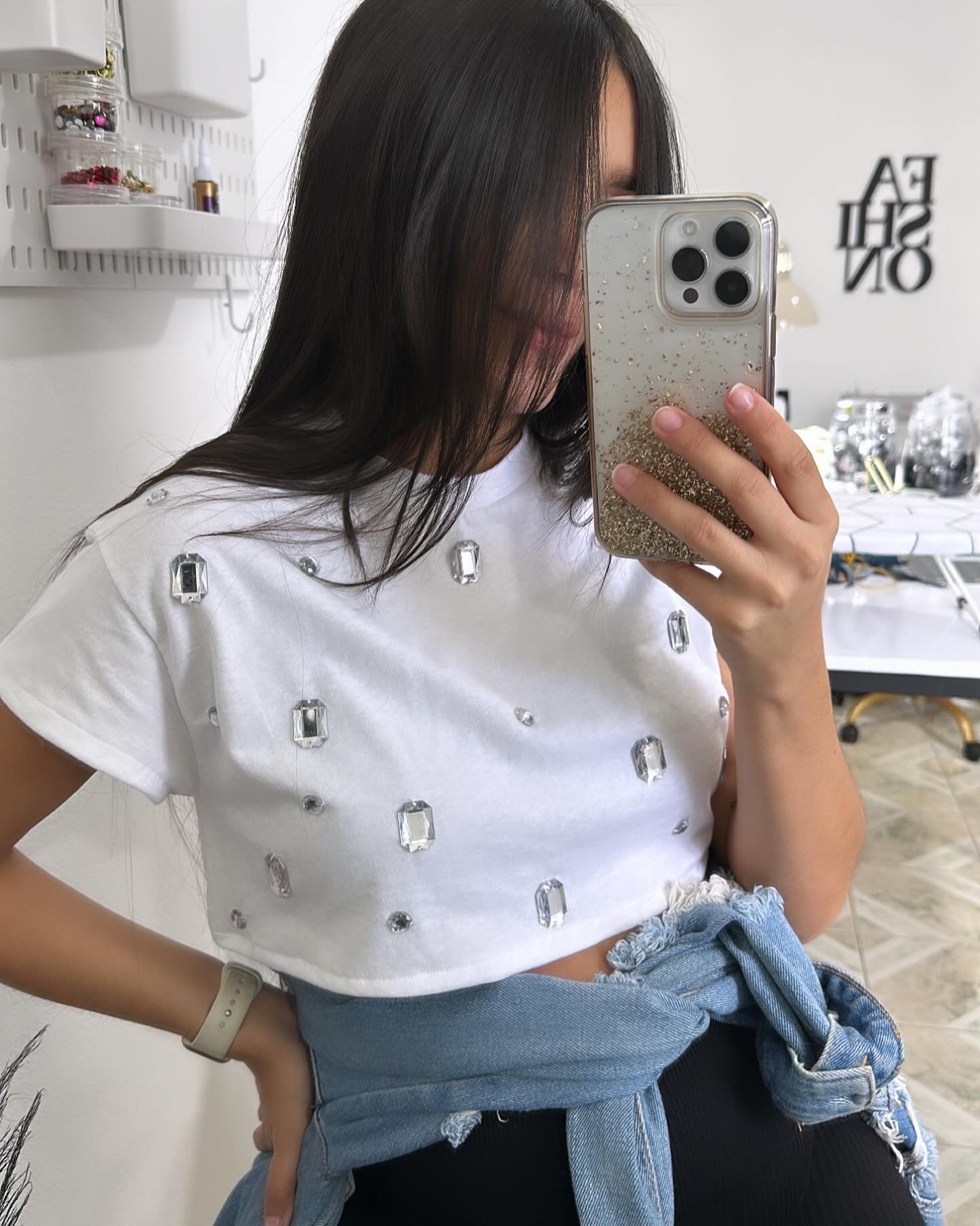 T-shirt Mirror